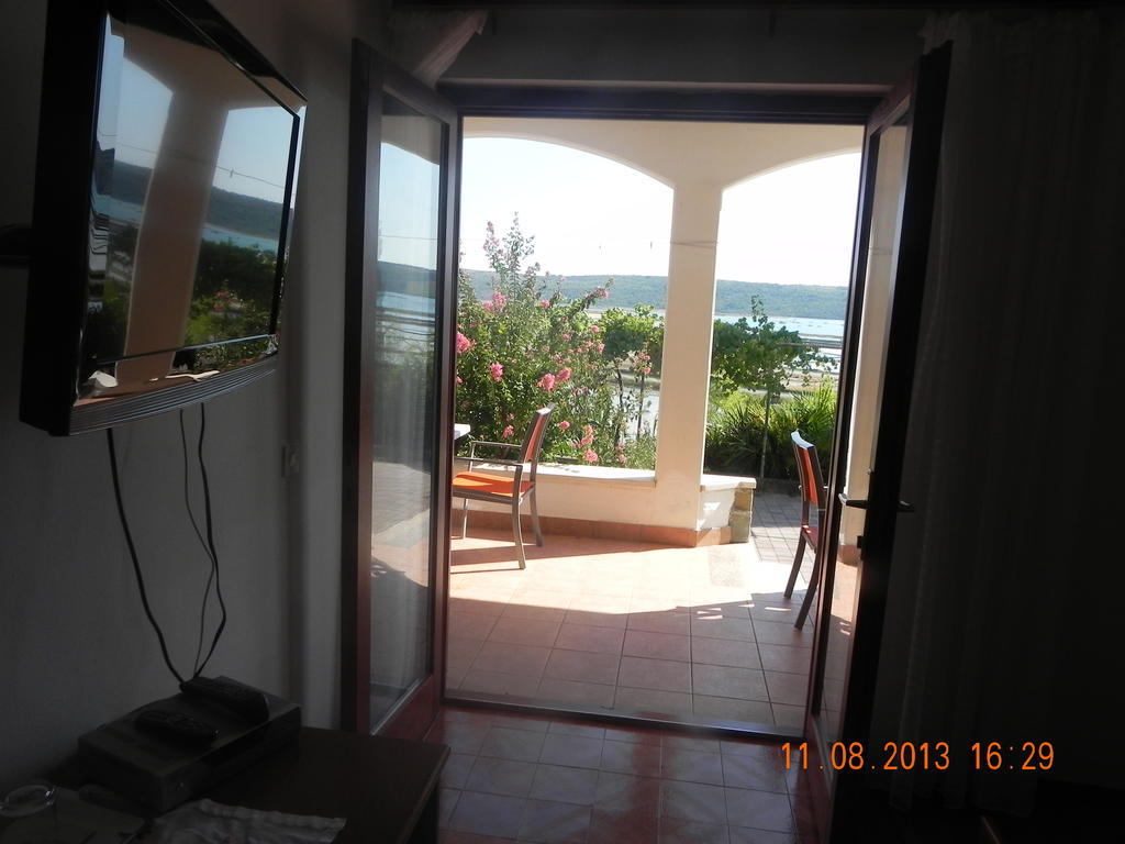 Rooms And Apartments Roza Portoroz Exterior photo